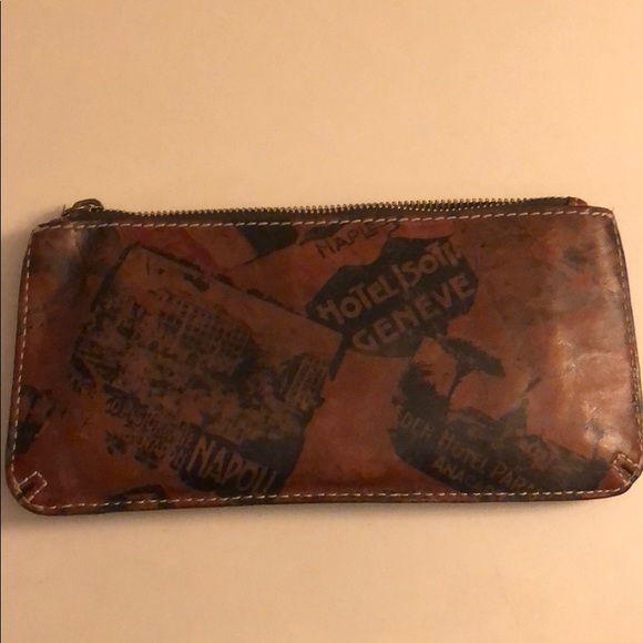 Patricia Nash Handbags - Patricia Nash leather wallet